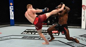 Prachnio wint zijn eerste partij in de UFC