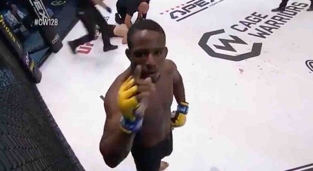 Gerardo Fanny pakt zijn 2de winst bij Cage Warriors via TKO