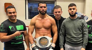 Mohamed Amine sluit zijn jaar ongeslagen af en als kampioen