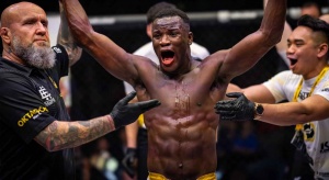 Losene Keita pakt de interim Lightweight titel bij Oktagon 31