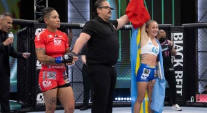 Naomi Tataroglu wint via TKO bij Combate Global