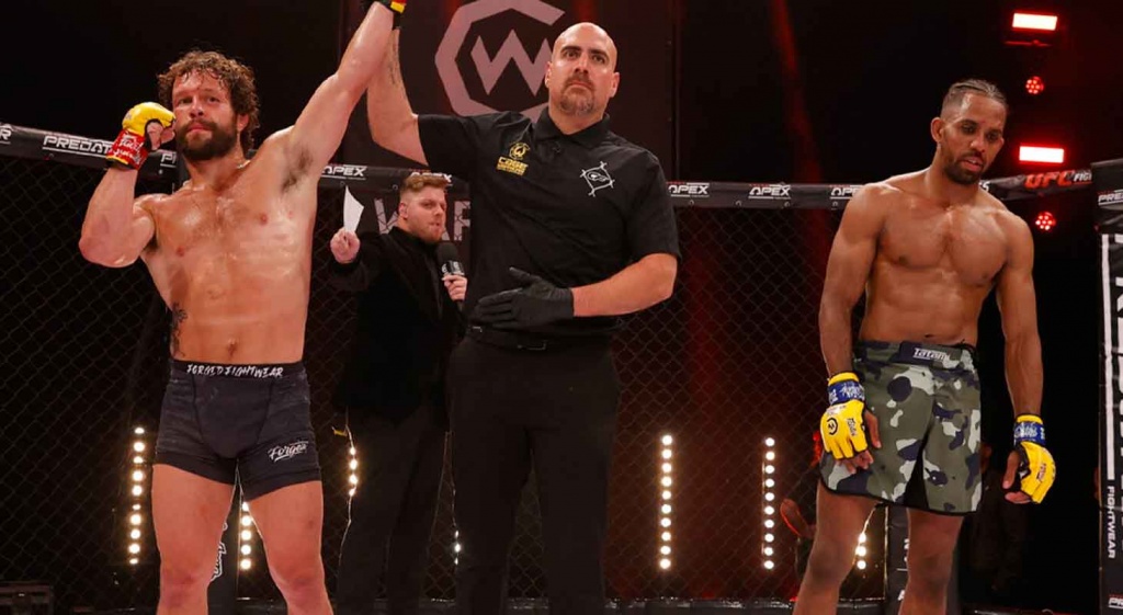 Orlando Wilson Prins verliest zijn eerste pro partij tijdens Cage Warriors 138