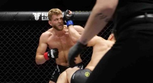 Victor Kuiks verliest eerste pro partij bij UWC 42